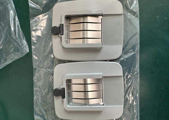 Des échafaudages pour défibrillateur M3535A M3536A