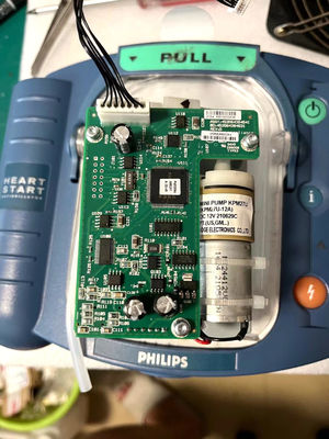 La série Philip GoldWay CM de moniteur de la pression sanguine du patient