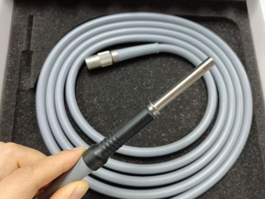 KARL STORZ Feu endoscopique, source de lumière froide, modèle 495TIP