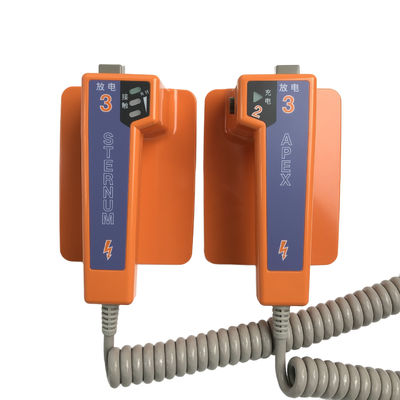 Les poignées du défibrillateur ND-552VC