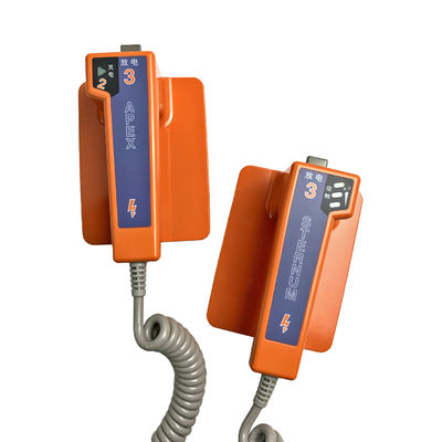 Les poignées du défibrillateur ND-552VC