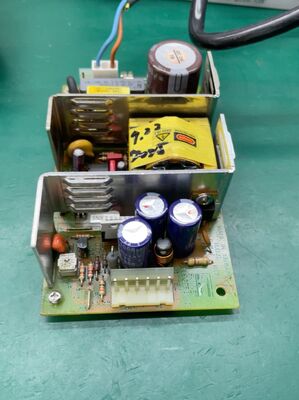 Le système d'alimentation électrique Nihon Kohden Bsm2301